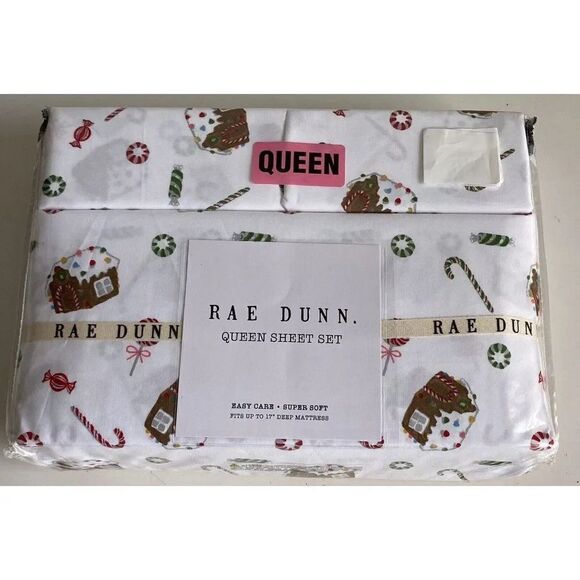 Rae Dunn By Enchante Gingerbread House Candy Cane Christmas Queen Sheet Set NEW - Picture 1 of 13